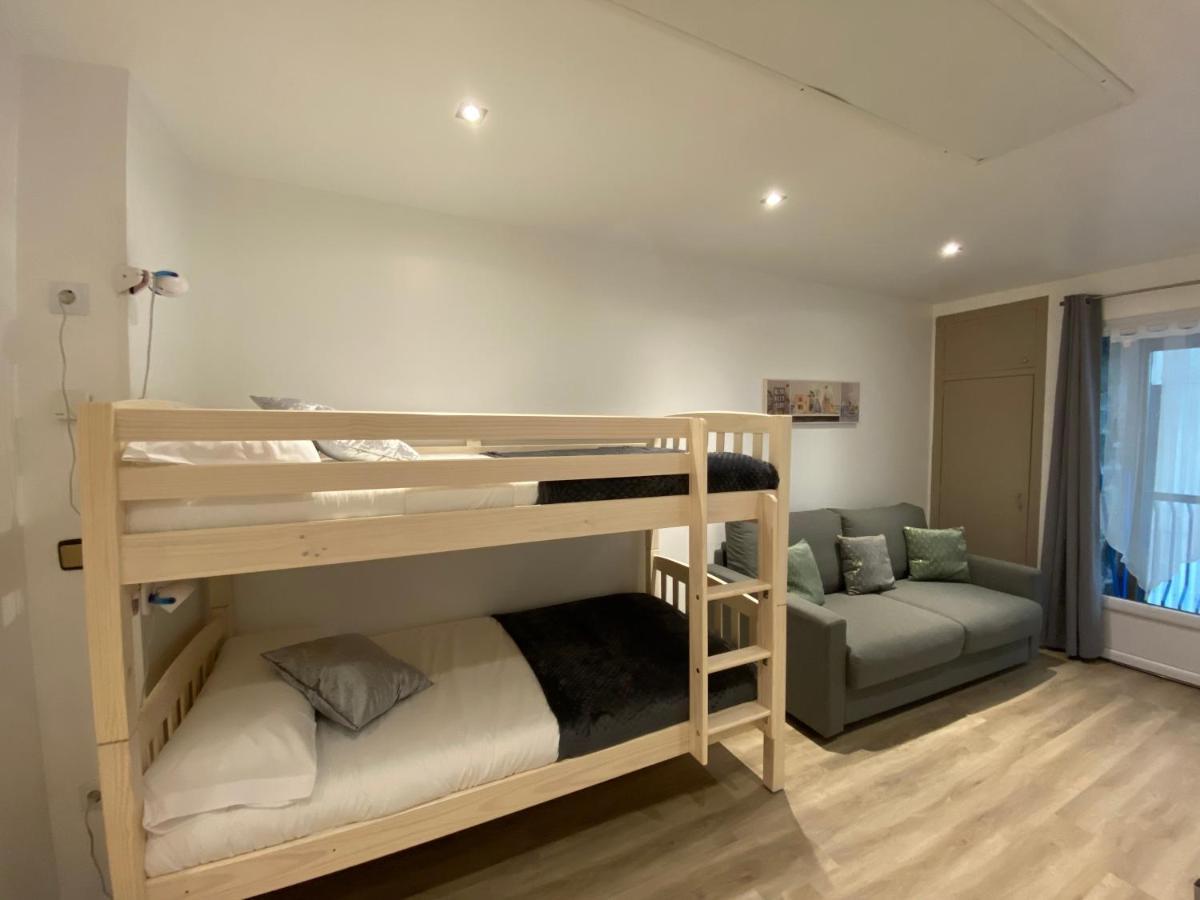 Prober_Consuegra Apartment Pas De La Casa Luaran gambar
