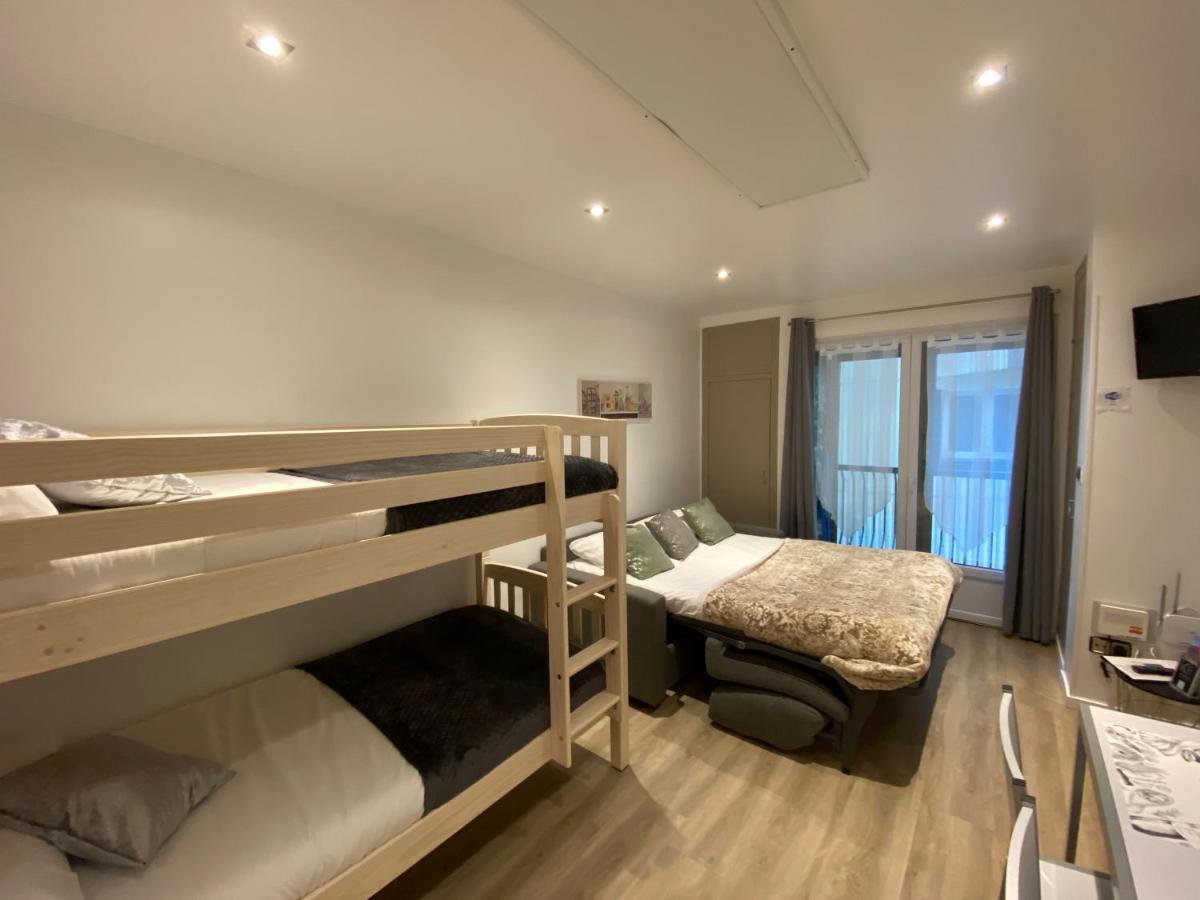 Prober_Consuegra Apartment Pas De La Casa Luaran gambar