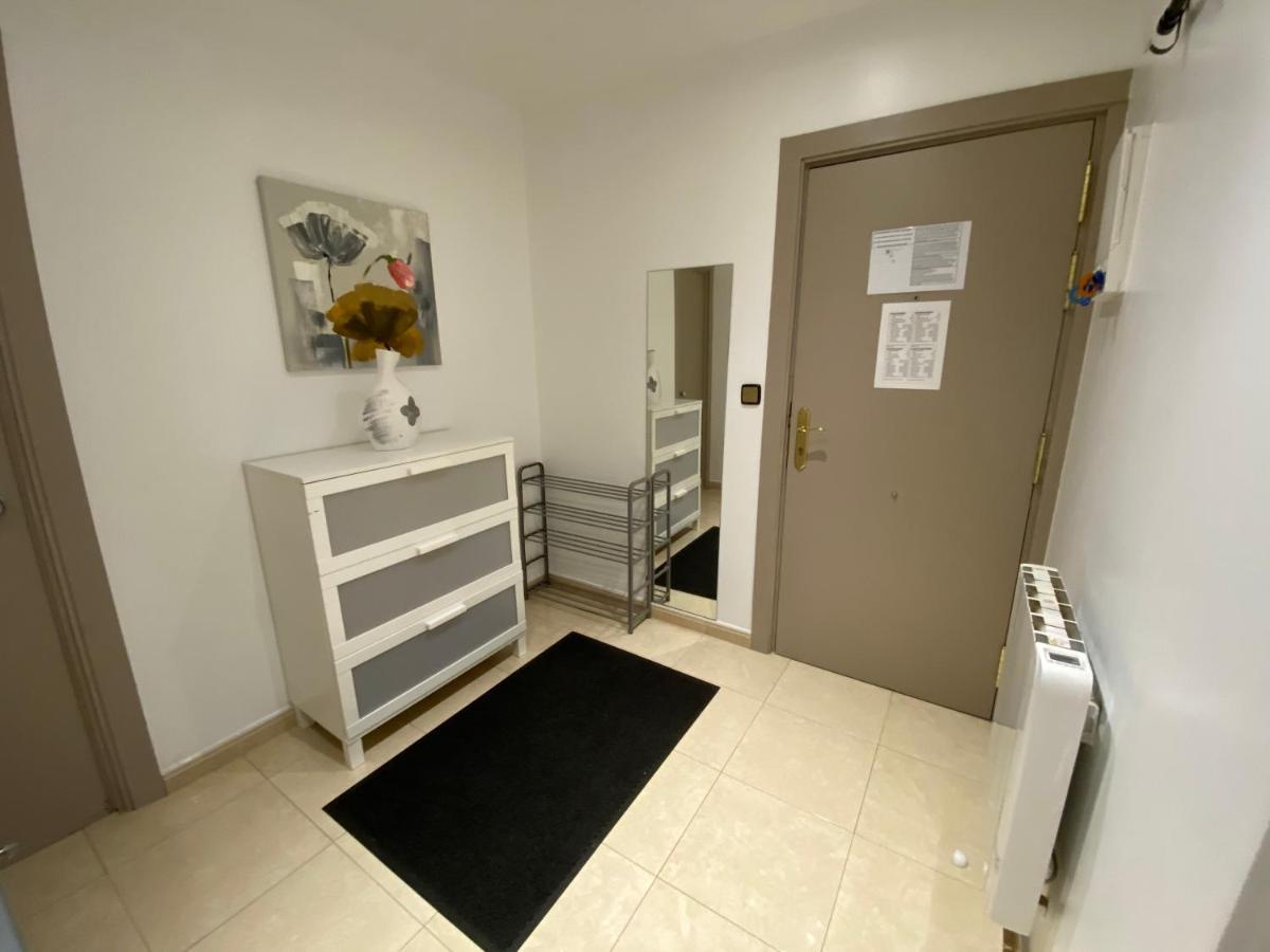 Prober_Consuegra Apartment Pas De La Casa Luaran gambar